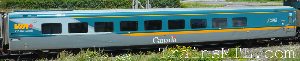 Passenger car VIA 3460 left side / Wagon de passager VIA 3460 coté gauche
